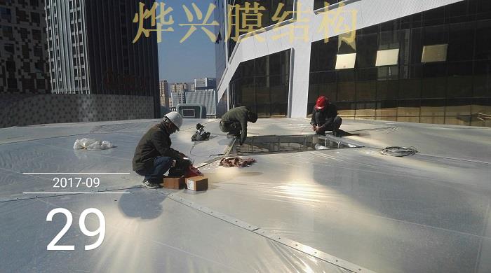 ETFE膜结构商业屋面施工 细节 (1)