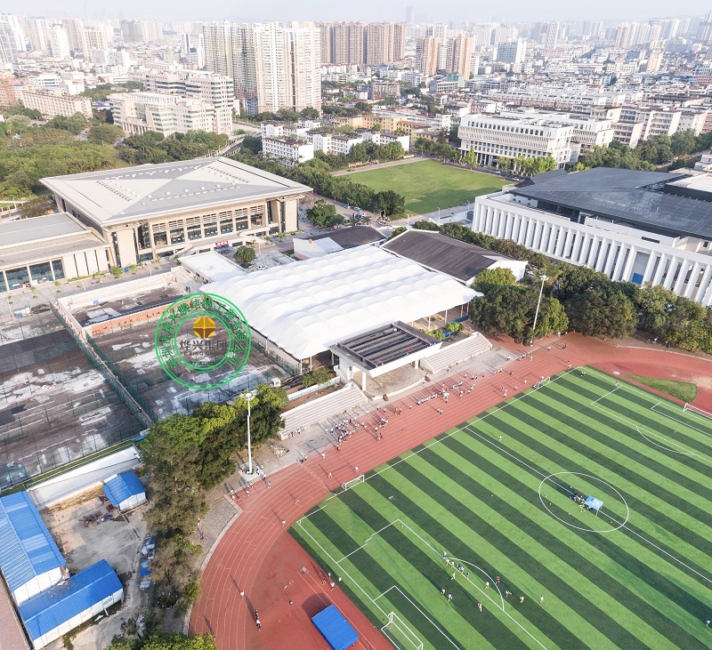 广西大学网球场膜结构全景